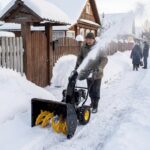 Снегоочиститель бензиновый Champion ST553